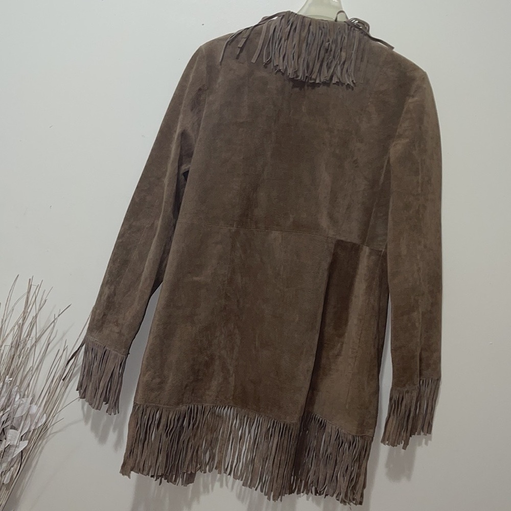 Fringe Suede Leather Jacket. Light brown/beige. Very cool. Size XL. Like new. - Picture 10 of 16